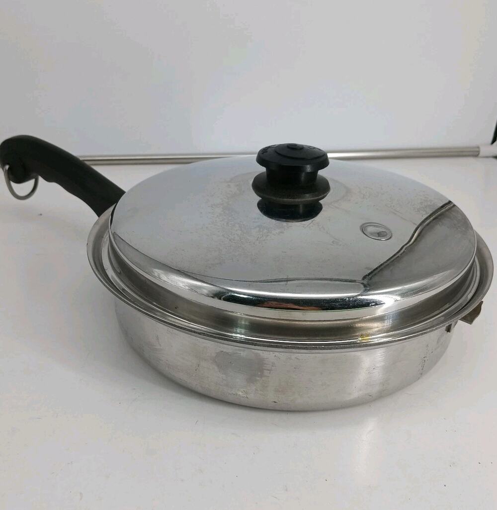 Saladmaster T304S Stainless Steel 11 Inch Skillet Fry Pan Assist Handle Lid READ